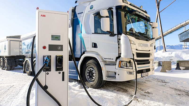 Scania UK EV charging truck